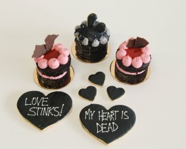 love stinks (2 of 4)